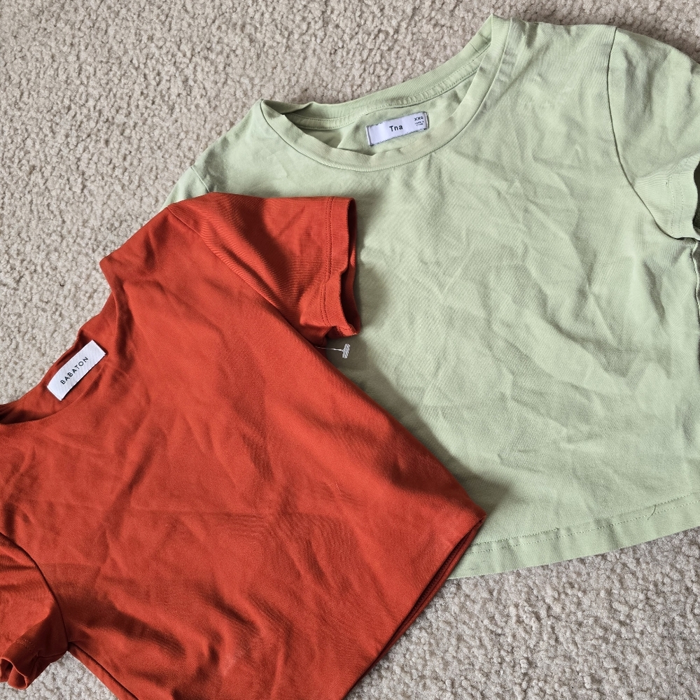 Bundle Of 2 BABATON & TNA Cropped Tops
